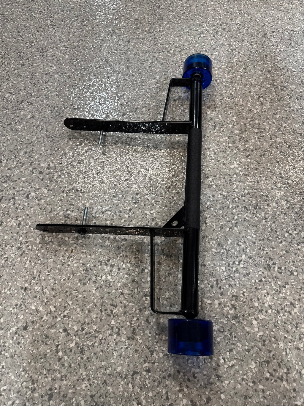 Raptor 700 grab bar with wheels